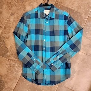 American Eagle long sleeve button up